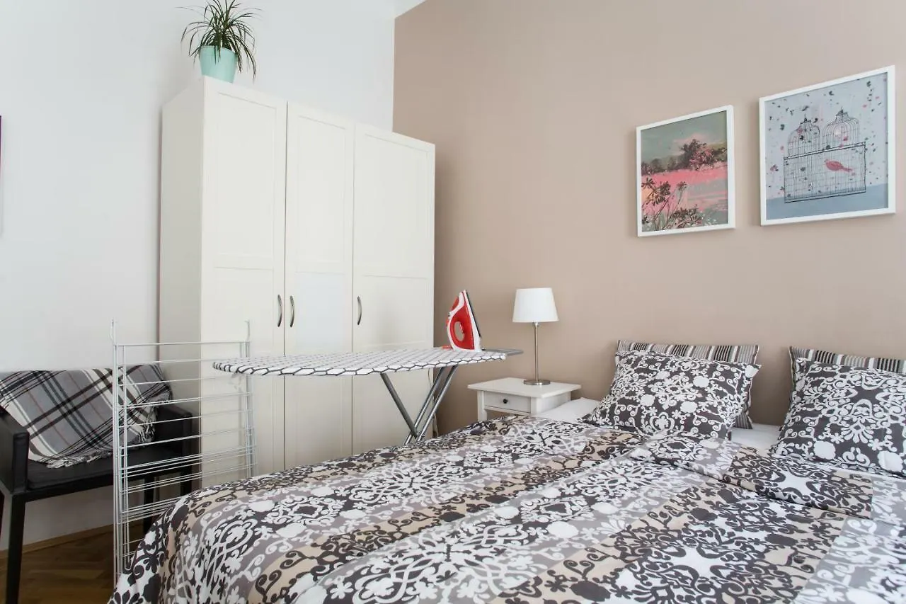 Jt'S Apartments Jecna Str. Prague 0*,